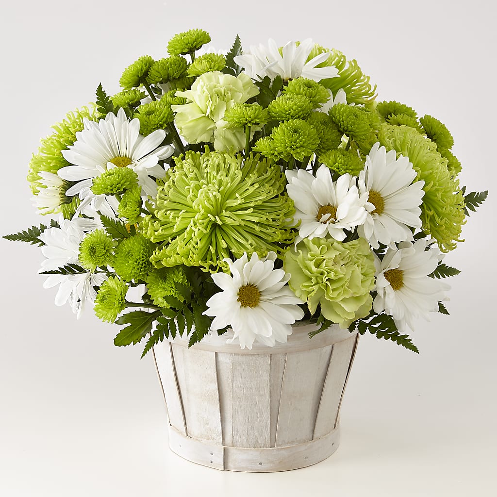 Lucky Charm Basket (Standard) – J Flowers, Tipp City OH
