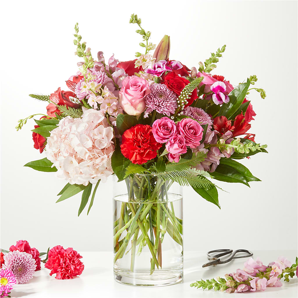 Swooning Over You - A Luxury Florist Original – J Flowers, Tipp City OH