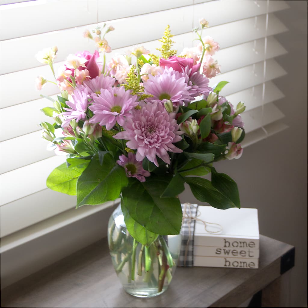 Pastel Tradition - A Florist Original – J Flowers, Tipp City OH