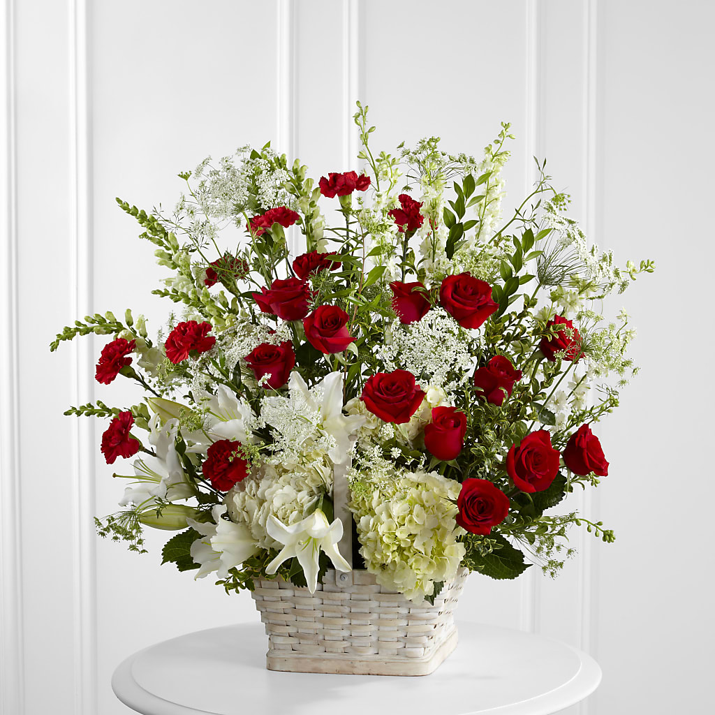 In Loving Memory Arrangement – J Flowers, Tipp City OH
