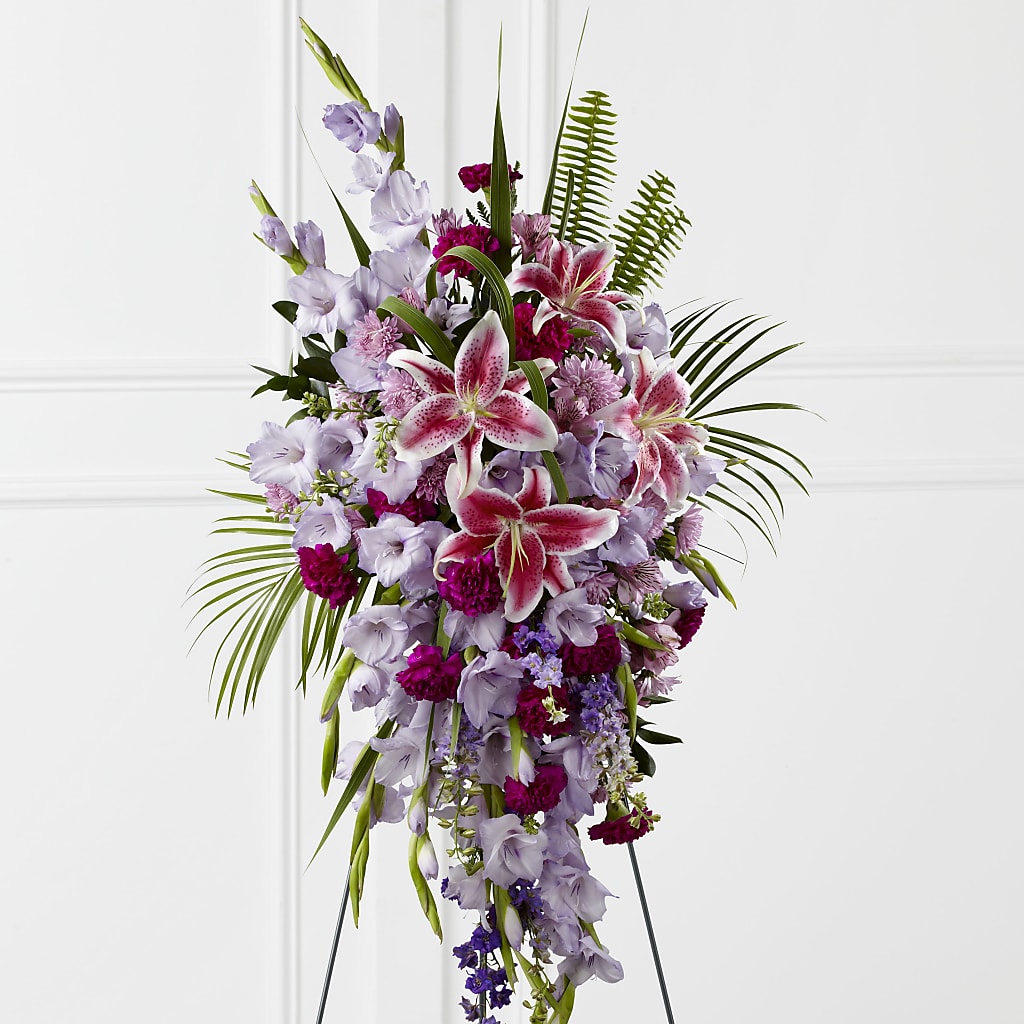 Tender Touch Standing Spray – J Flowers, Tipp City OH