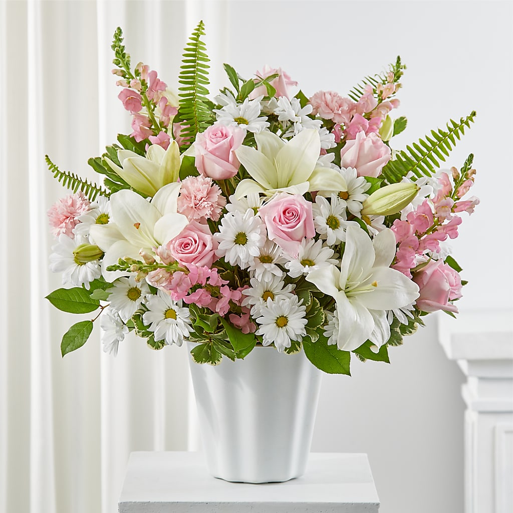 Soft Touch Tabletop Basket – J Flowers, Tipp City OH