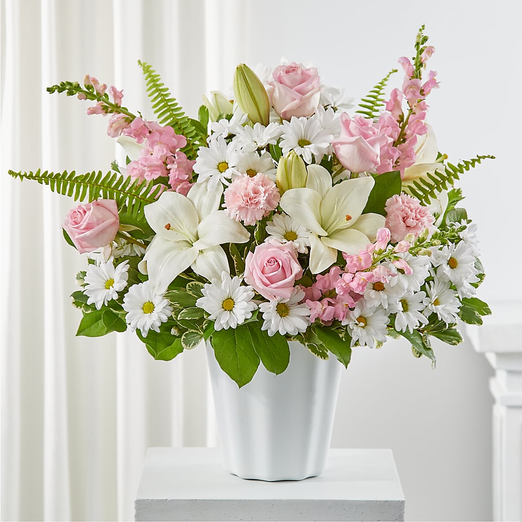 Soft Touch Tabletop Basket – J Flowers, Tipp City OH