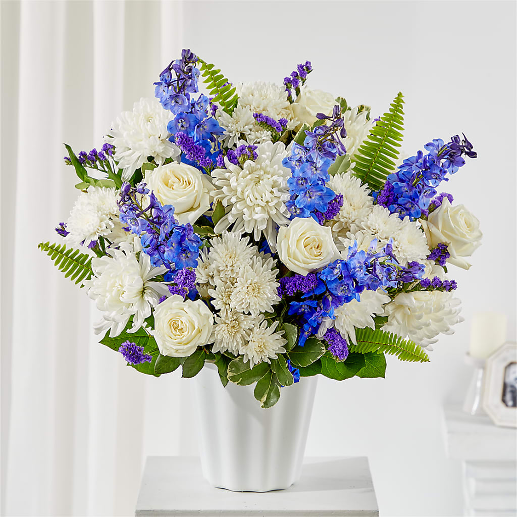Hold Dear Tabletop Basket – J Flowers, Tipp City OH