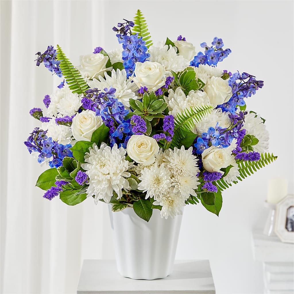 Hold Dear Tabletop Basket – J Flowers, Tipp City OH