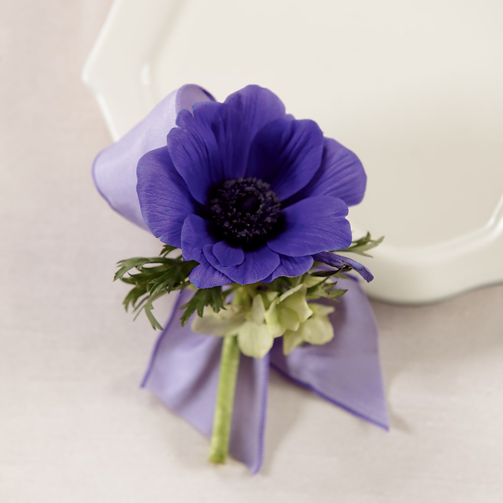 Purple Passion Boutonniere – J Flowers, Tipp City OH