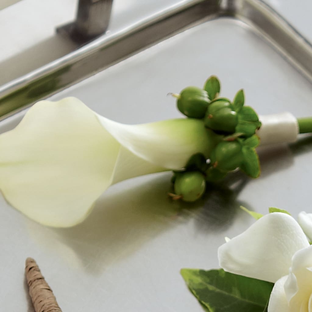 White Calla Boutonniere – J Flowers, Tipp City OH