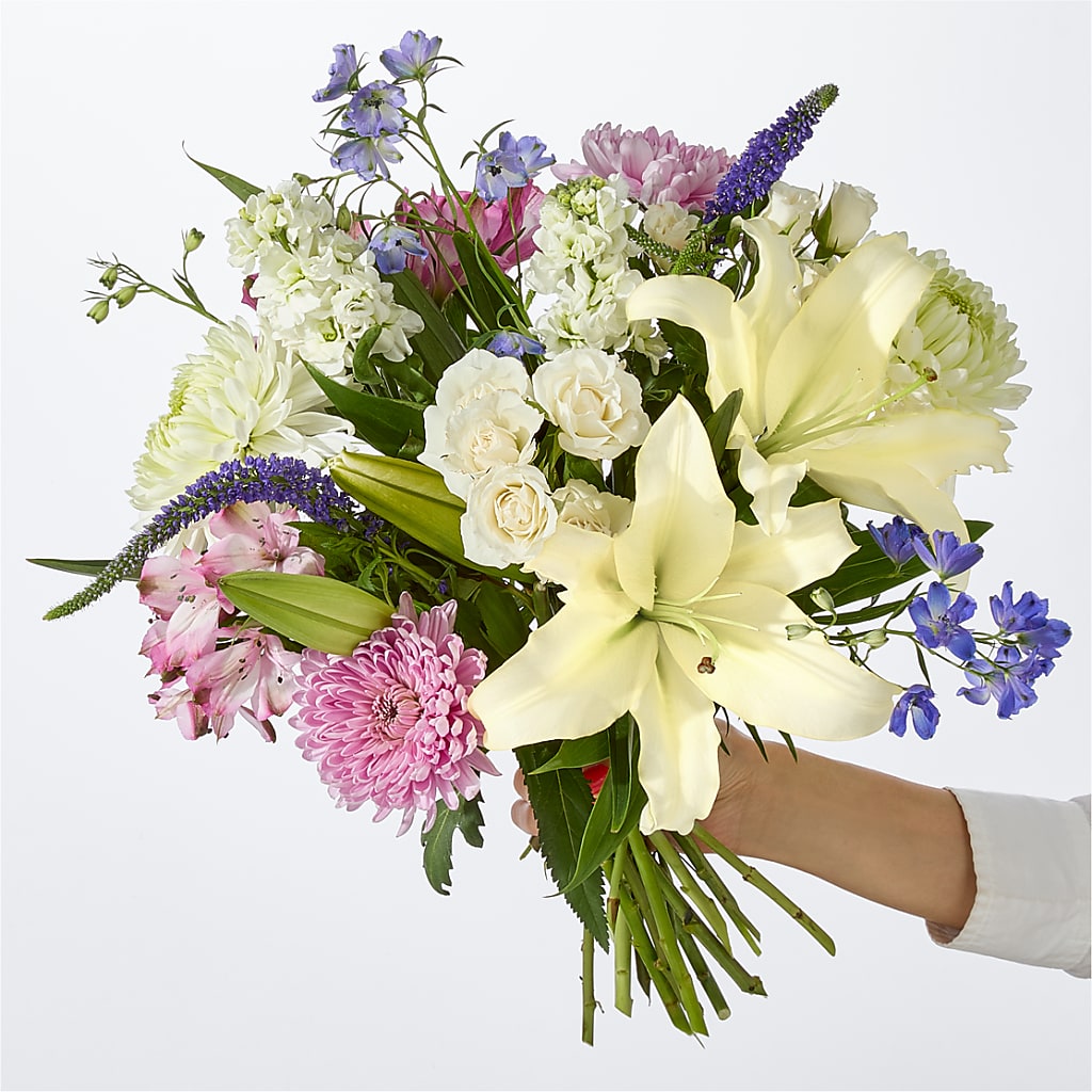 Winter Celebration Bouquet –  J Flowers, Tipp City OH