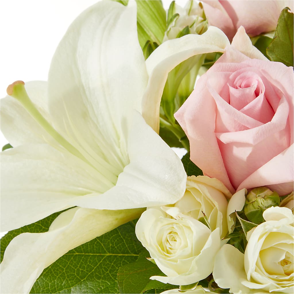 Kindhearted Bouquet –  J Flowers, Tipp City OH