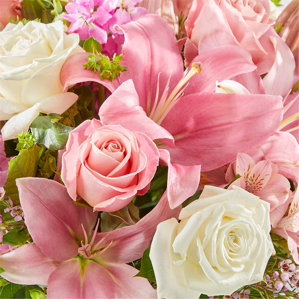 Ethereal Beauty Bouquet –  J Flowers, Tipp City OH