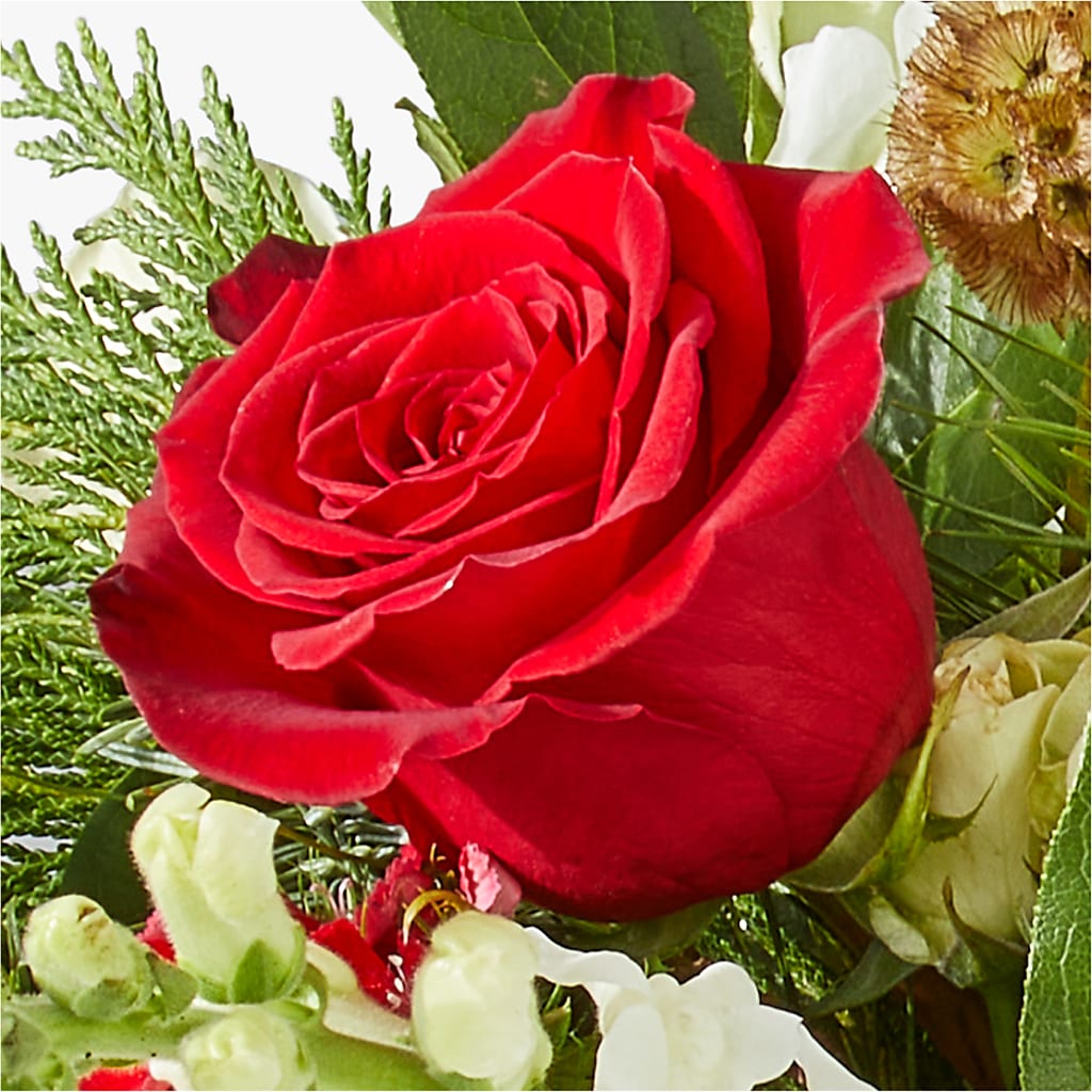 Deck the Halls Bouquet –  J Flowers, Tipp City OH